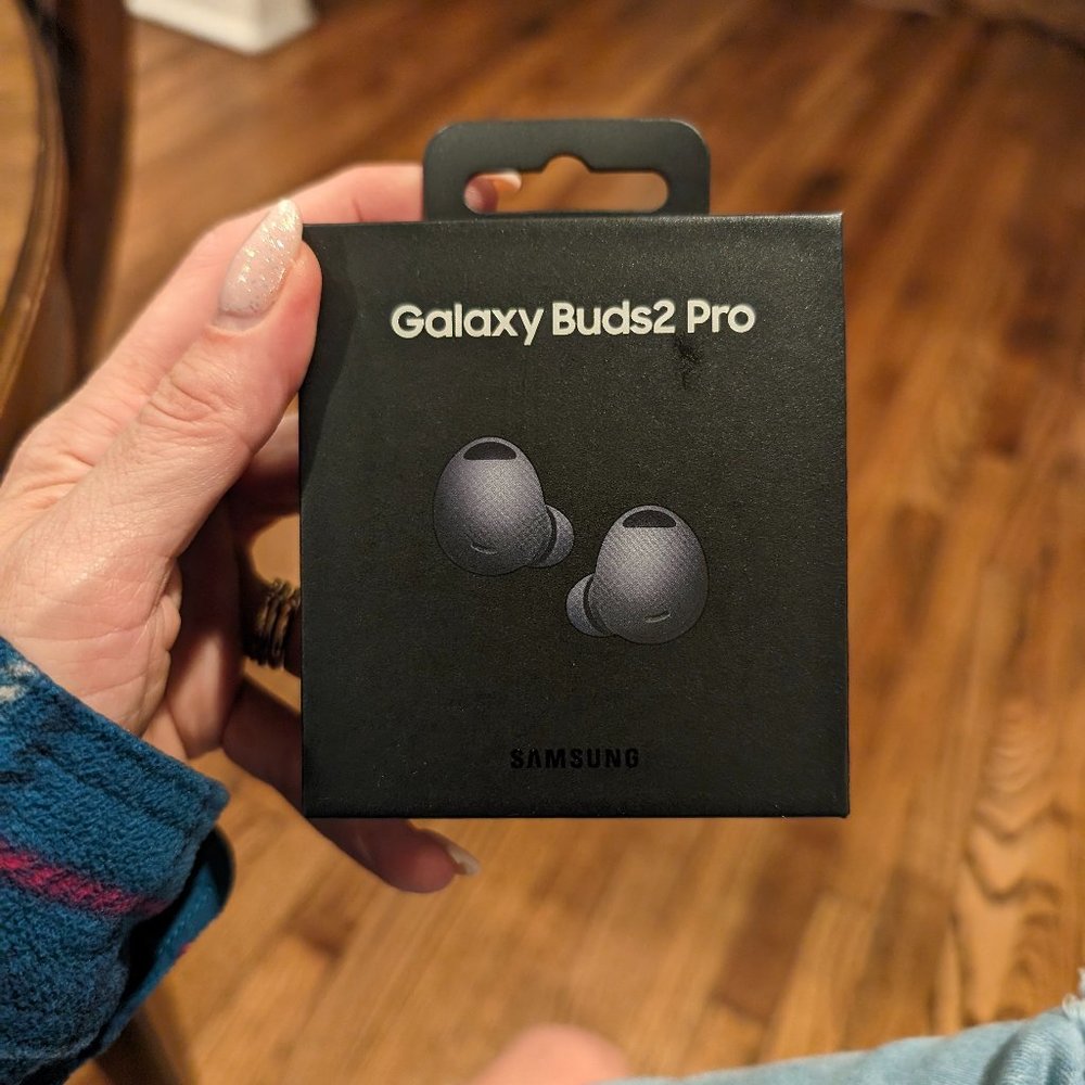 Brand new in box Galaxy buds2 pro